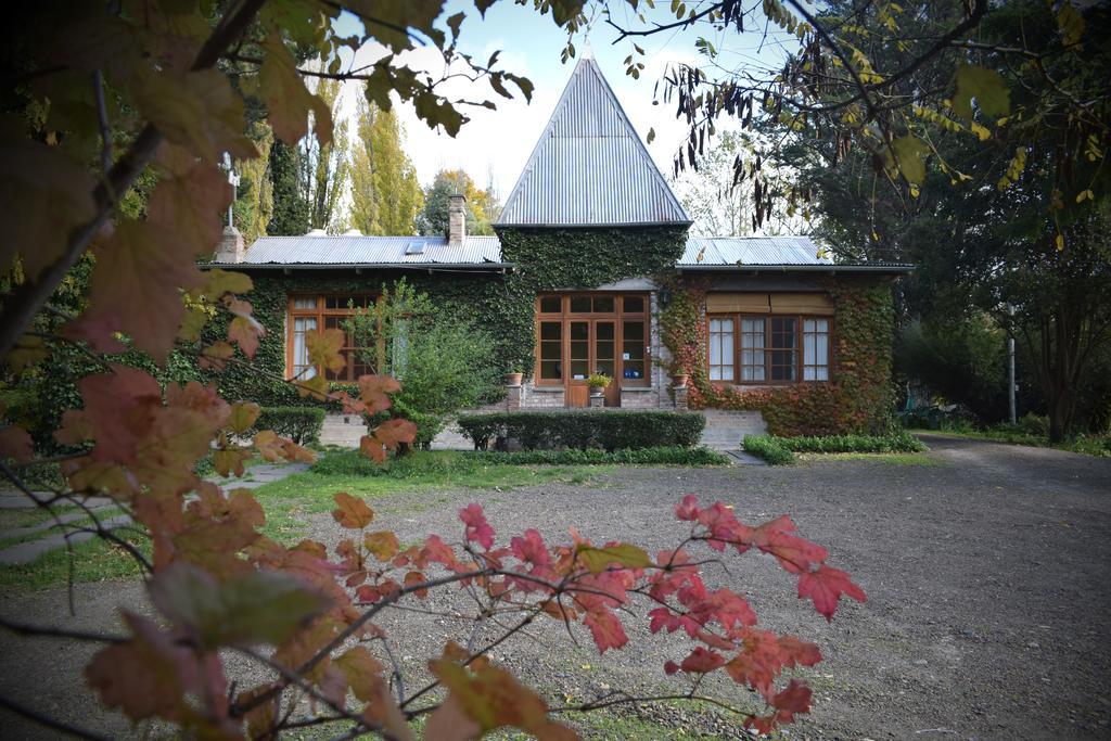 La Casona Del Rio Guest house Trelew